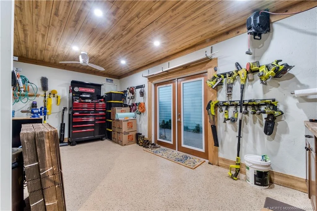 Photo of 4942 SE Bayshore Terrace