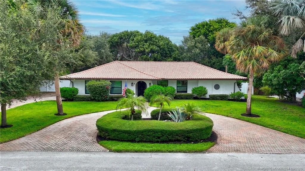 Photo of 6 Copaire Road