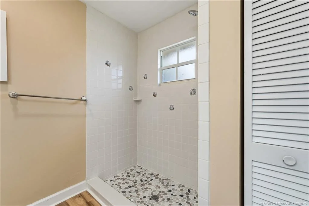 Photo of 6285 SE Highland Avenue