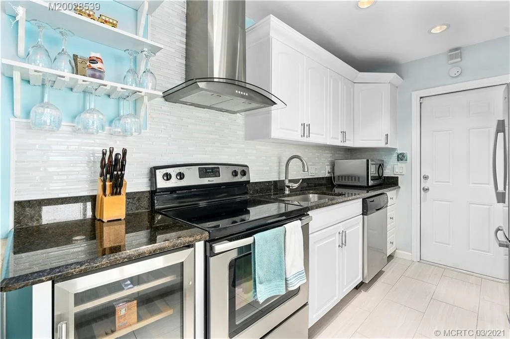 Photo of 953 NW 12th Terrace NW