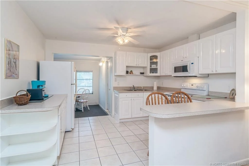 Photo of 123 SW Hideaway Place