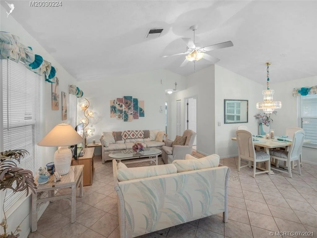 Photo of 198 Nettles Boulevard