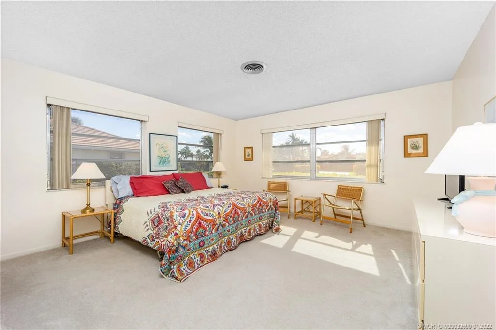 Photo of 3653 SE Fairway East