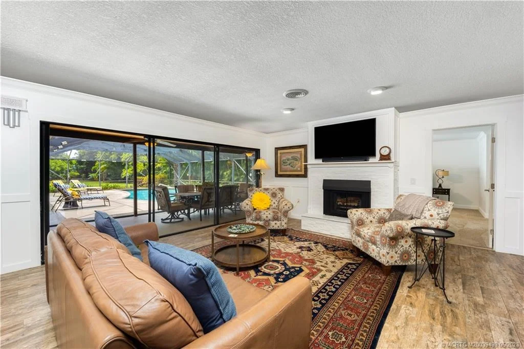 Photo of 4 Ridgeview Road N