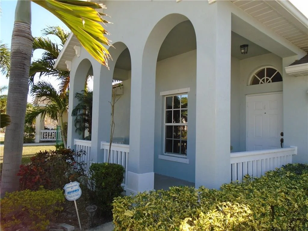 Photo of 4579 SE Murray Cove Circle