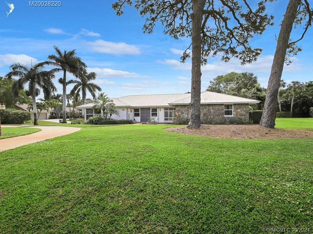 Photo of 3 Indialucie Parkway