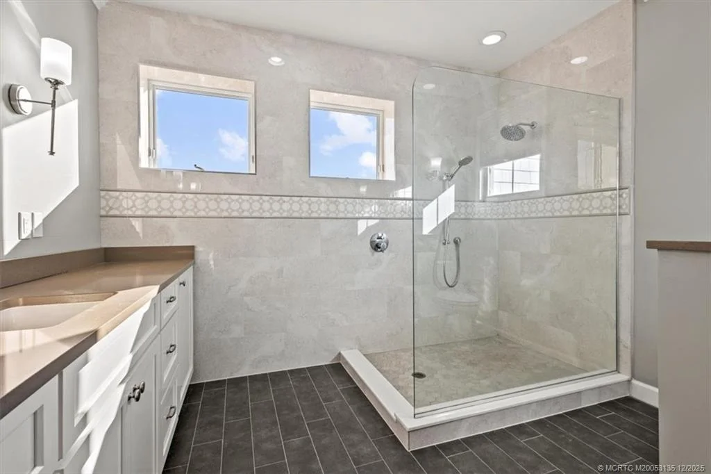 Photo of 3404 SE Inlet Harbor Trail