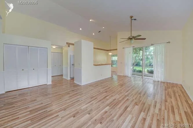 Photo of 7011 SE Cutler Trail