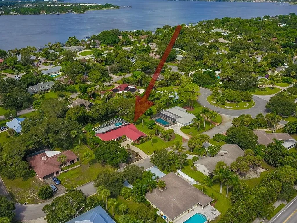 Photo of 7 Fieldway Drive