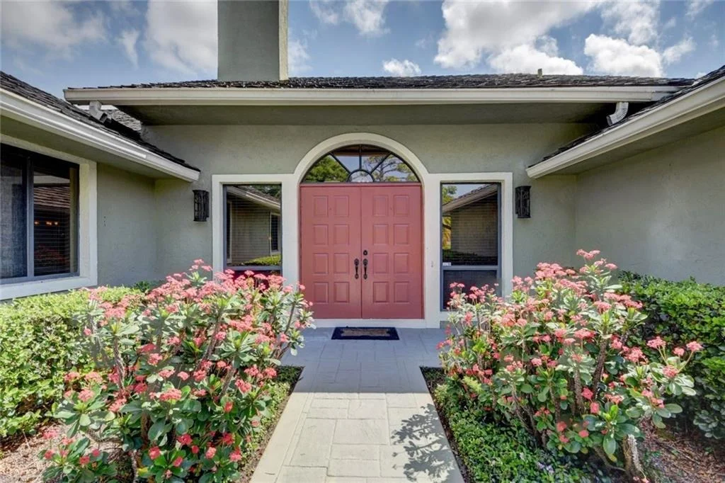 Photo of 3211 SE Court Drive