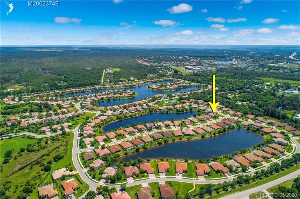 Photo of 1302 SE Summit Trail