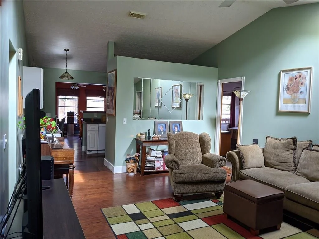 Photo of 3745 SE Middle Street