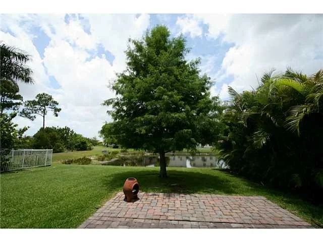 Photo of 801 SE Trammell Trace