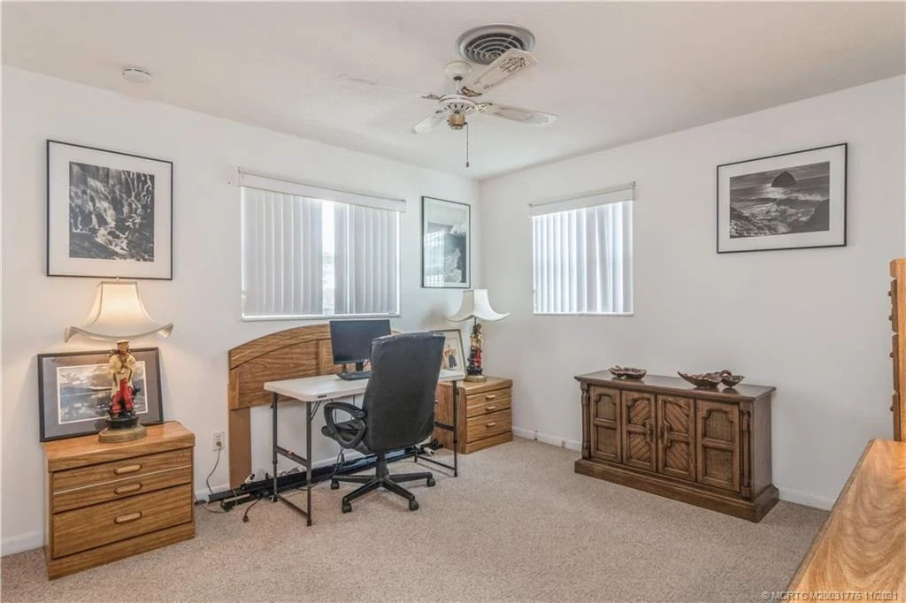 Photo of 123 SW Hideaway Place