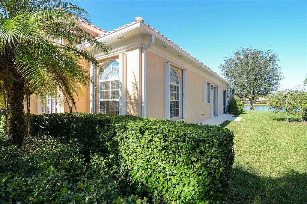 Photo of 1361 SW Balmoral Trace