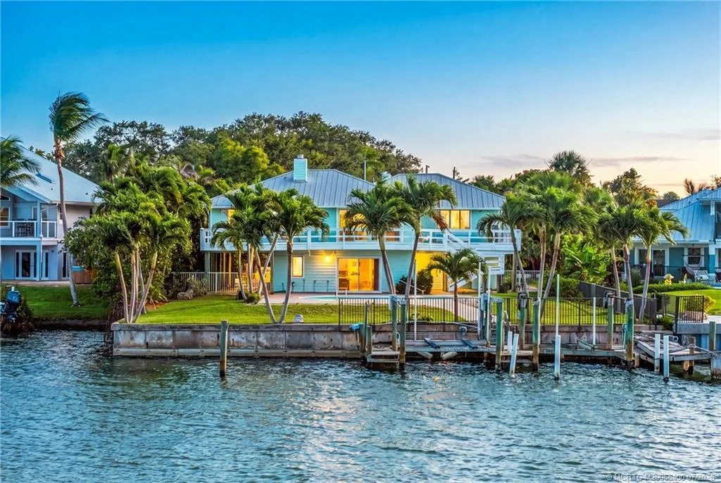 Photo of 5644 SE Harbor Terrace