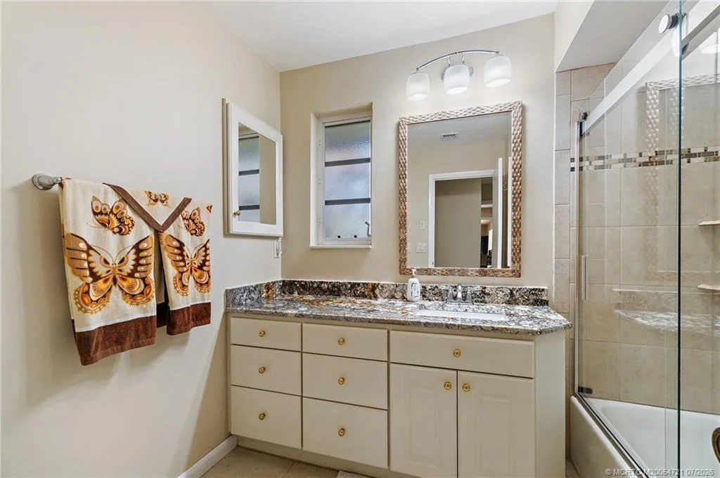 Photo of 3011 SE Fairway W