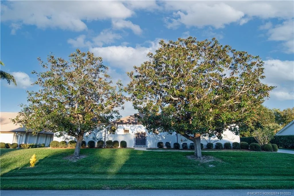 Photo of 4104 SE FAIRWAY E