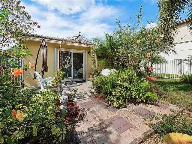 Photo of 4225 SE Graham Drive