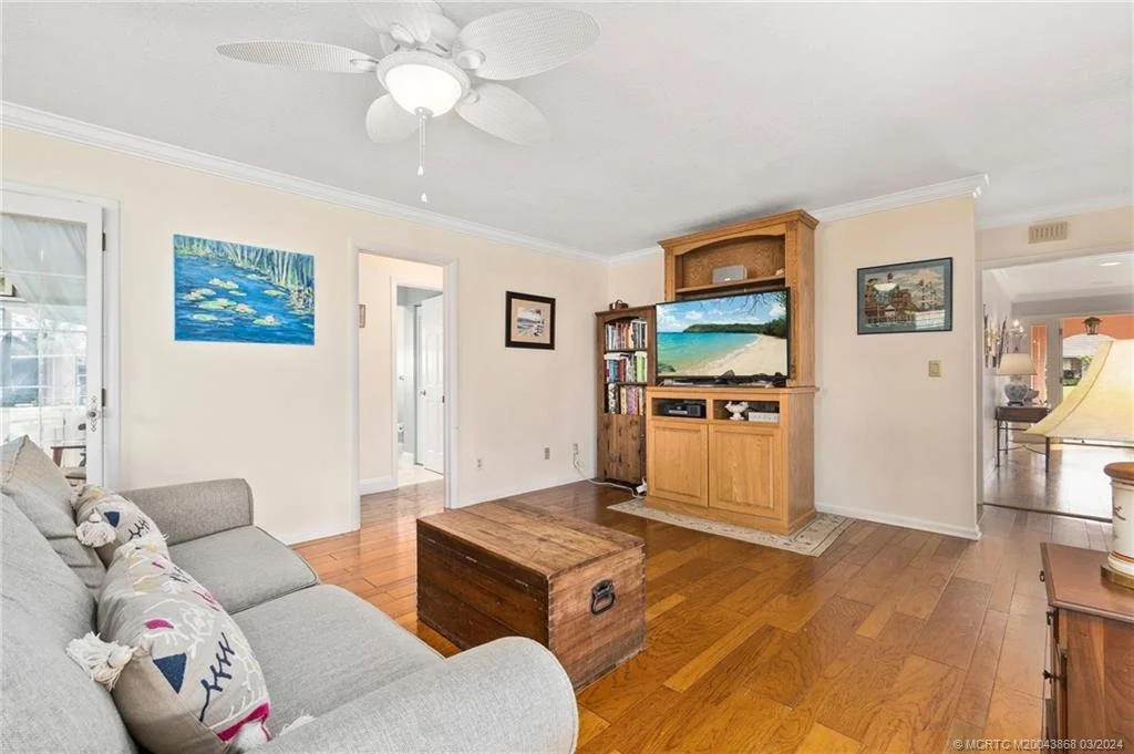 Photo of 4103 SE Fairway E