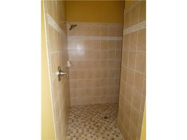 Photo of 7006 SE Bay Hill Drive