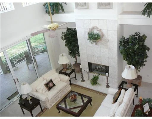 Photo of 10 Oak Hill Way