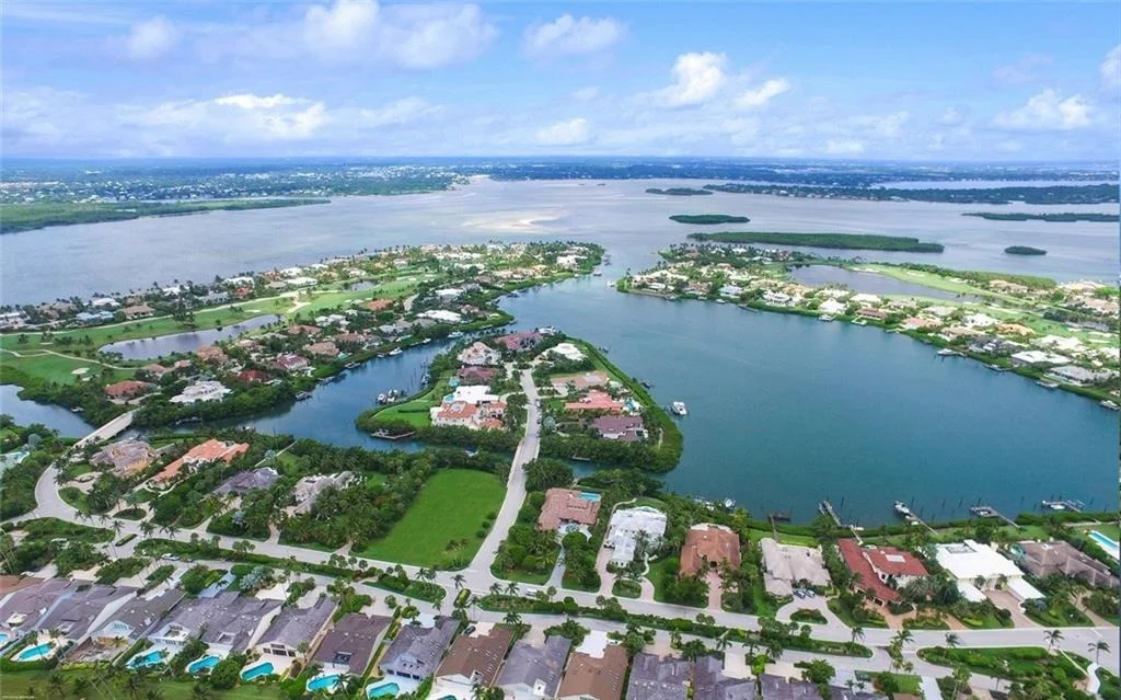 Photo of 6934 SE Harbor Circle
