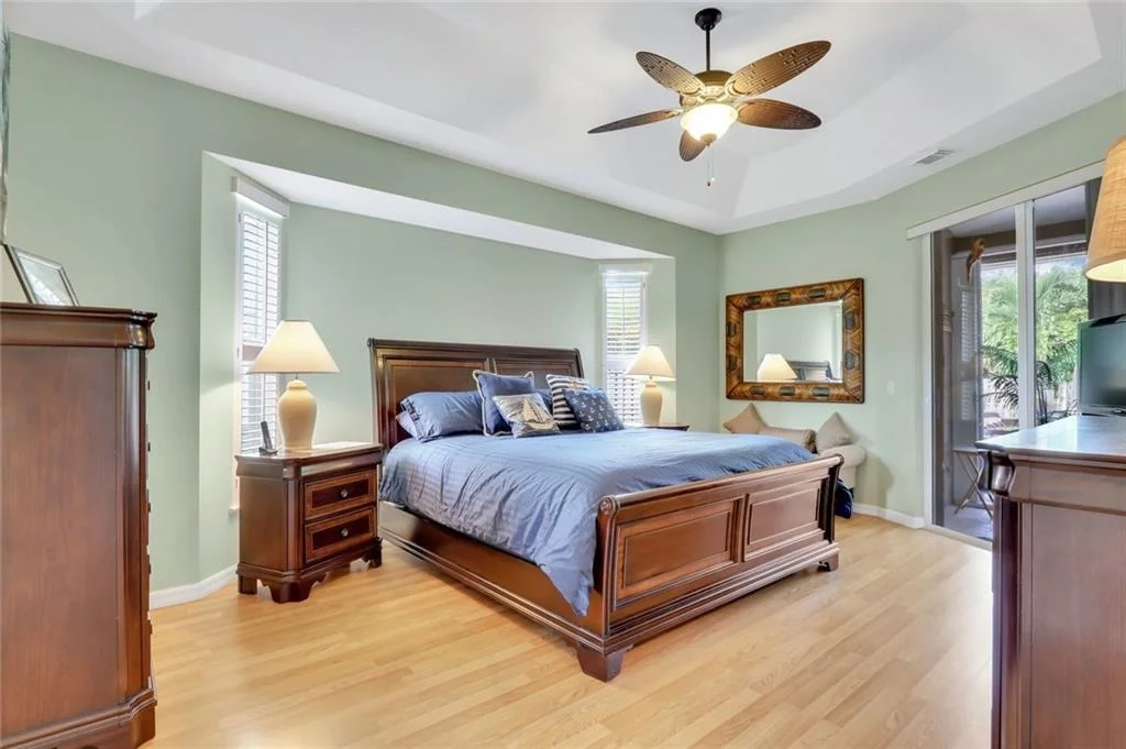 Photo of 4310 SE Bayshore Terrace