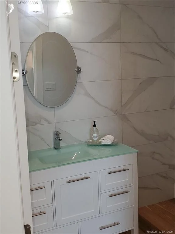 Photo of 5002 Sunset Boulevard