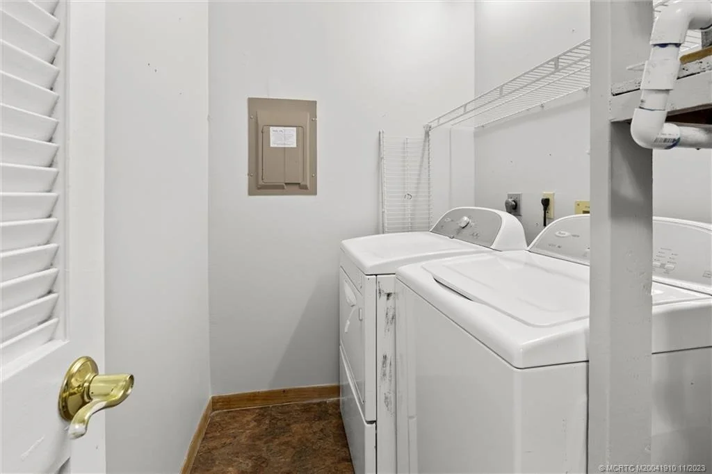 Photo of 5878 SE Mitzi Lane