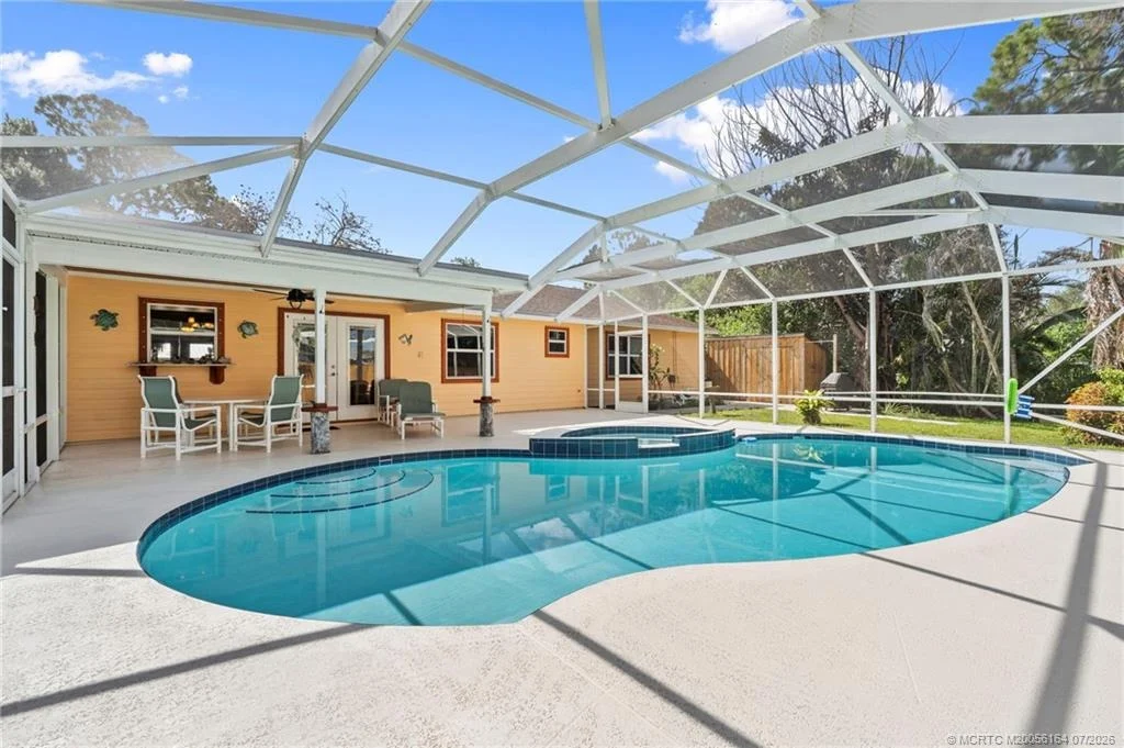 Photo of 5403 Palm Drive