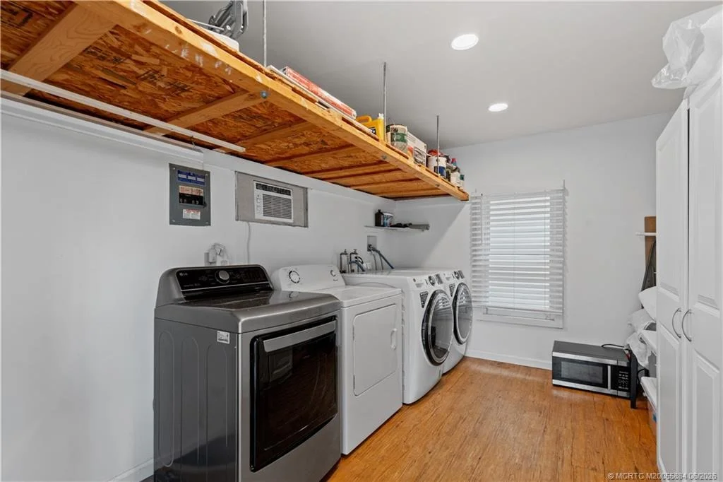 Photo of 536 SW Halpatiokee Street
