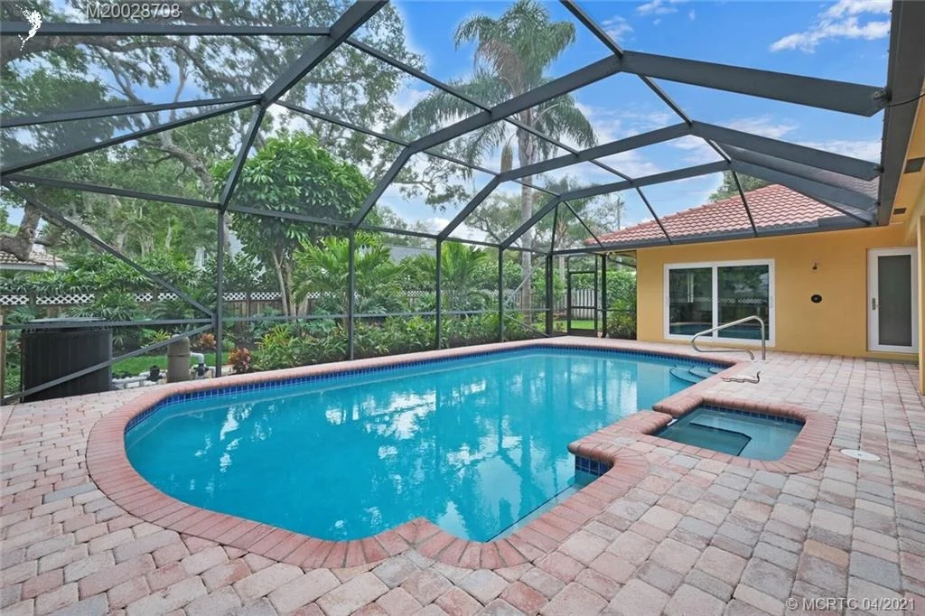 Photo of 11 Riverview Drive