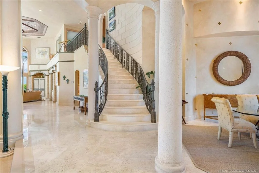 Photo of 7032 SE Harbor Circle