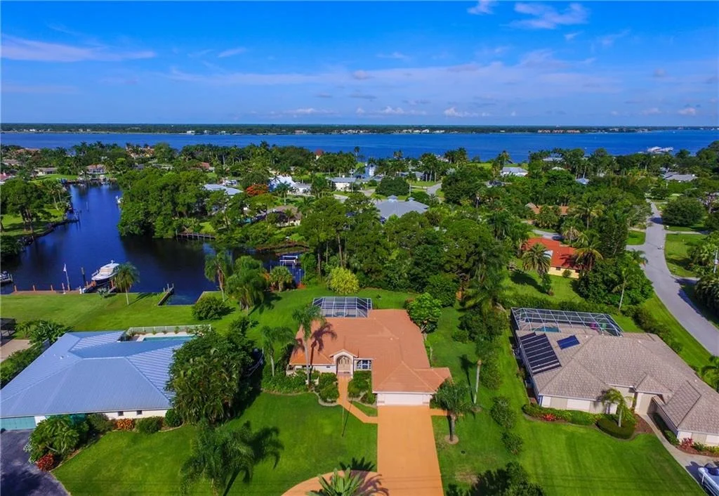 Photo of 1676 NW Pine Lake Drive