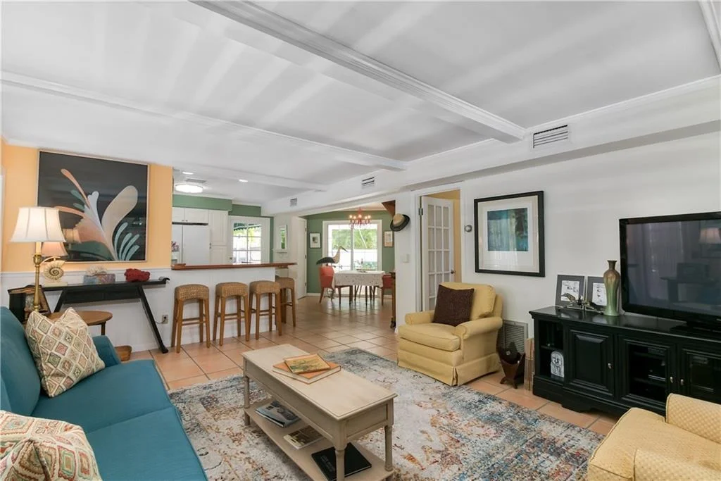 Photo of 1516 SE Lark Boulevard
