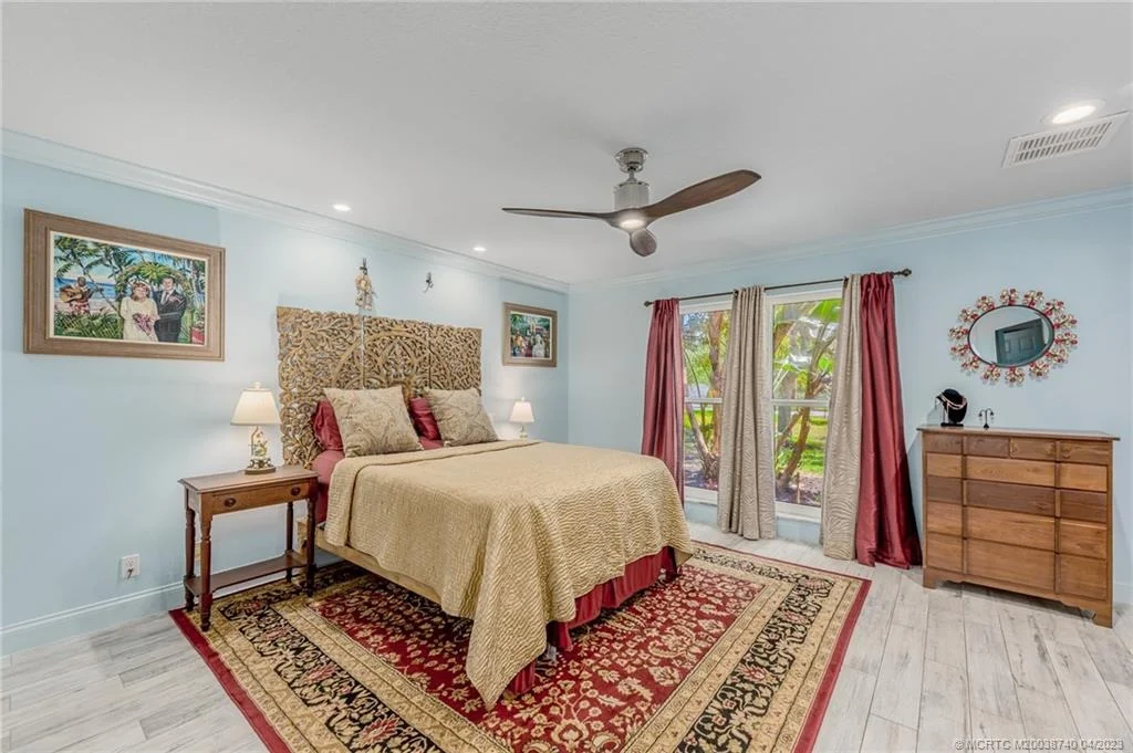 Photo of 308 SW Dyer Drive