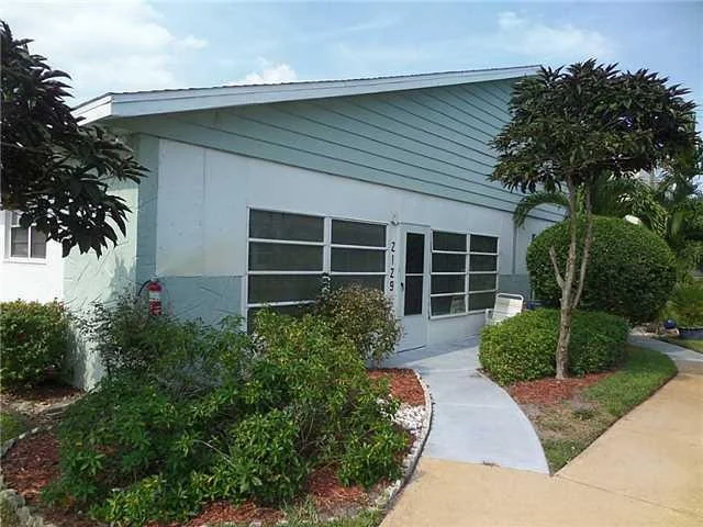 Photo of Unit 2129 at 2129 SE Edler Drive