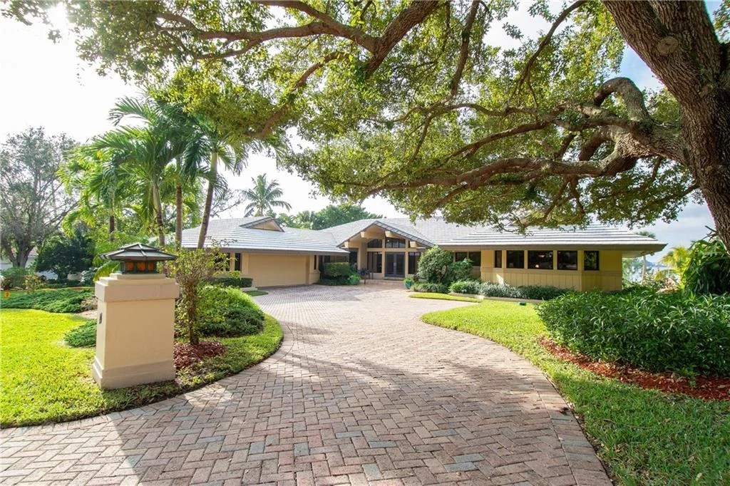 Photo of 14 Castle Hill Way