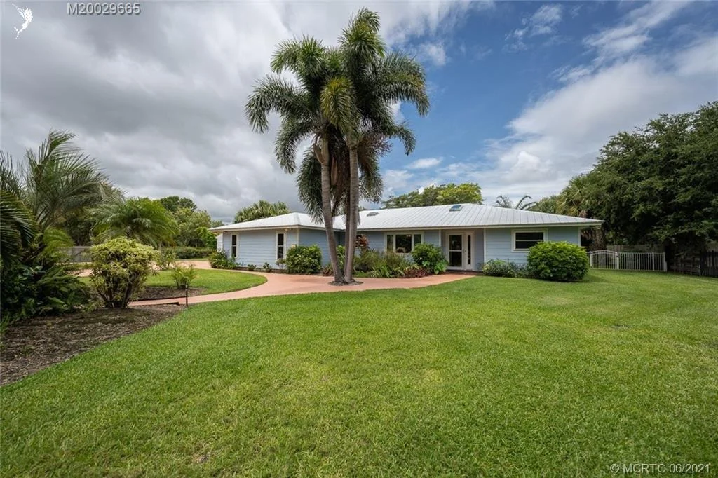 Photo of 2194 SE Saint Lucie Boulevard