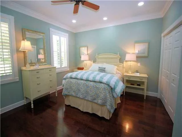 Photo of 10 Copaire Drive