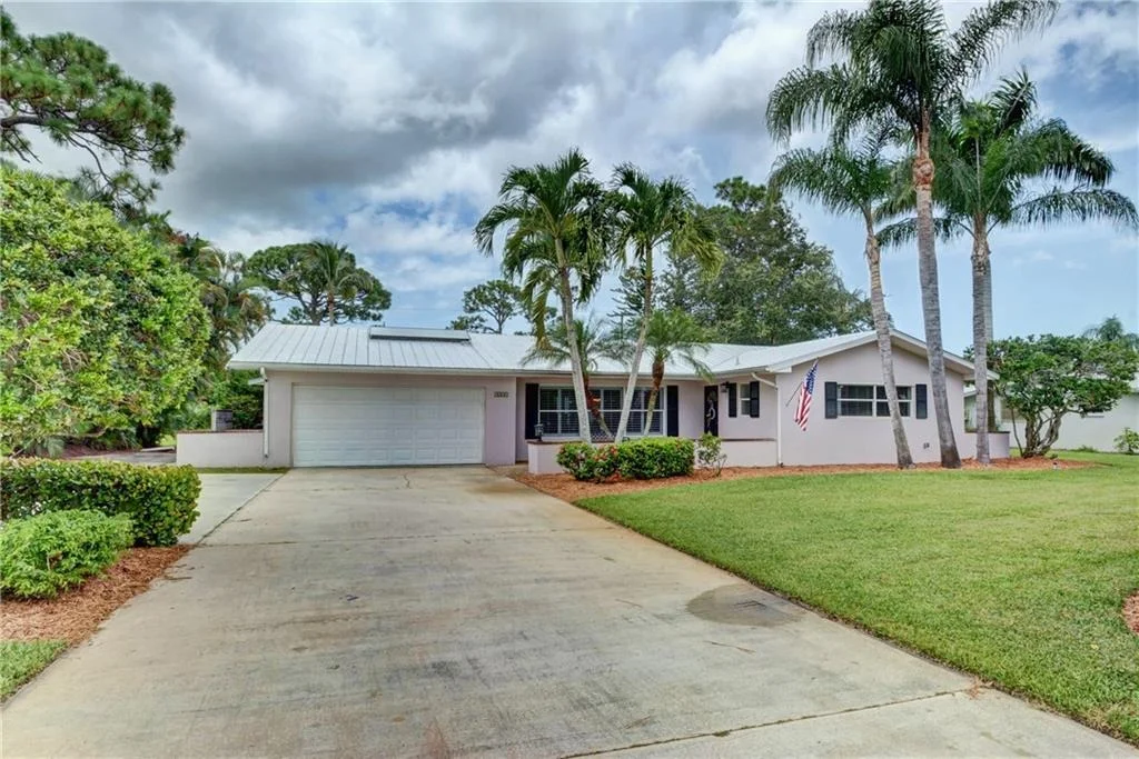 Photo of 1663 NW Spruce Ridge Drive