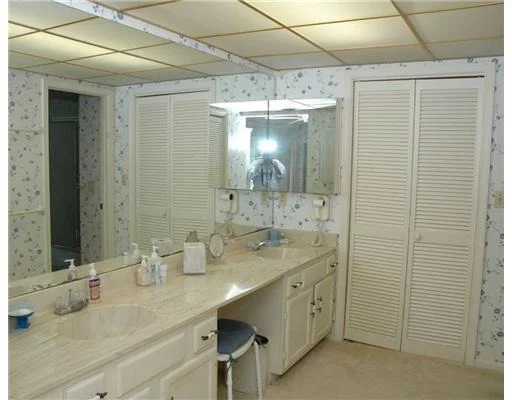 Photo of 3771 SE FAIRWAY West