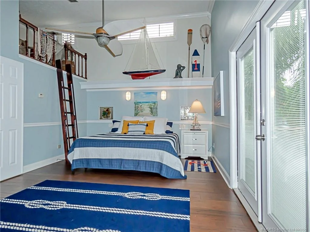 Photo of 765 SW Rustic Circle