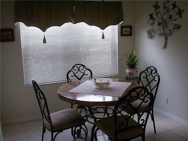 Photo of 7177 SE Magellan Lane