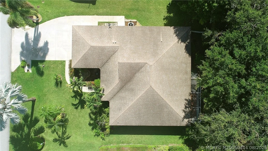 Photo of 446 NE Vanda Terrado