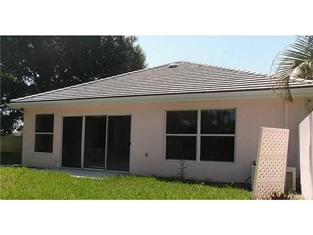 Photo of 7187 SE Bitterroot Circle