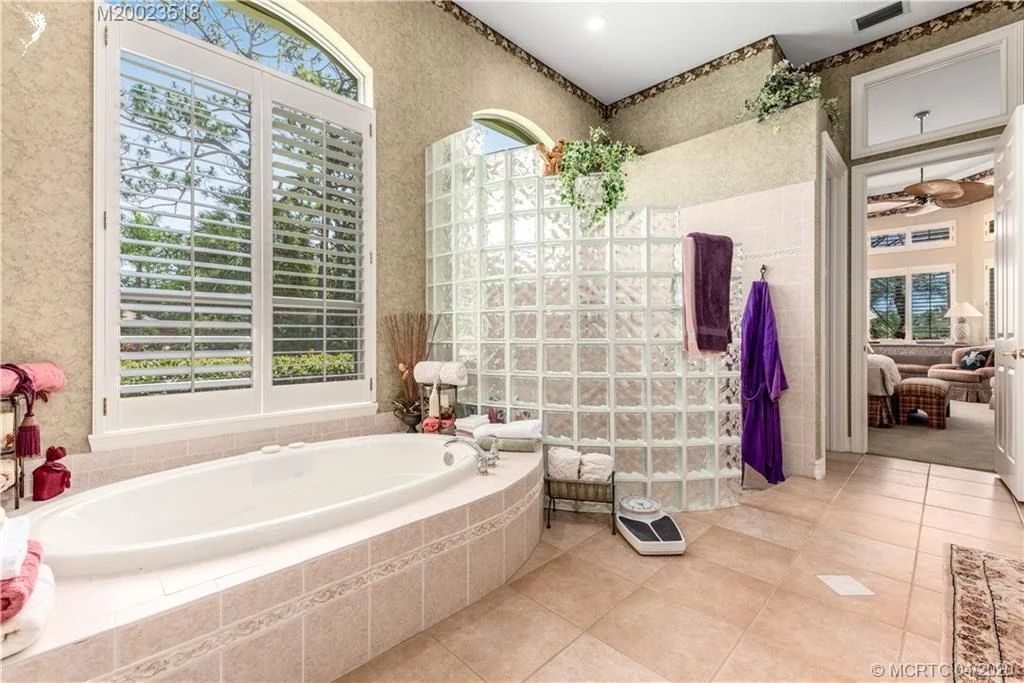 Photo of 1920 SE Colony Way