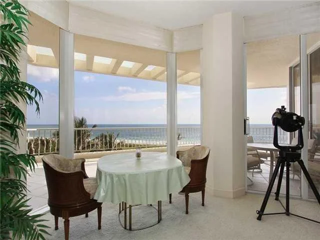Photo of Unit 410 at 2920 SE DUNE Drive