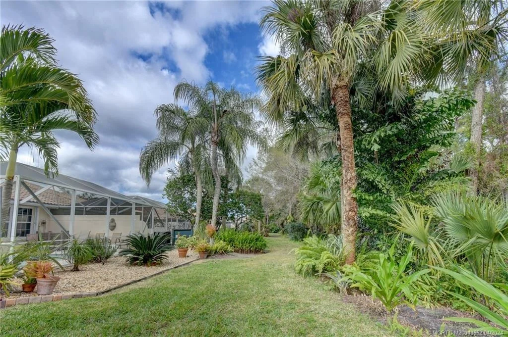 Photo of 858 SW Balmoral Trace SW
